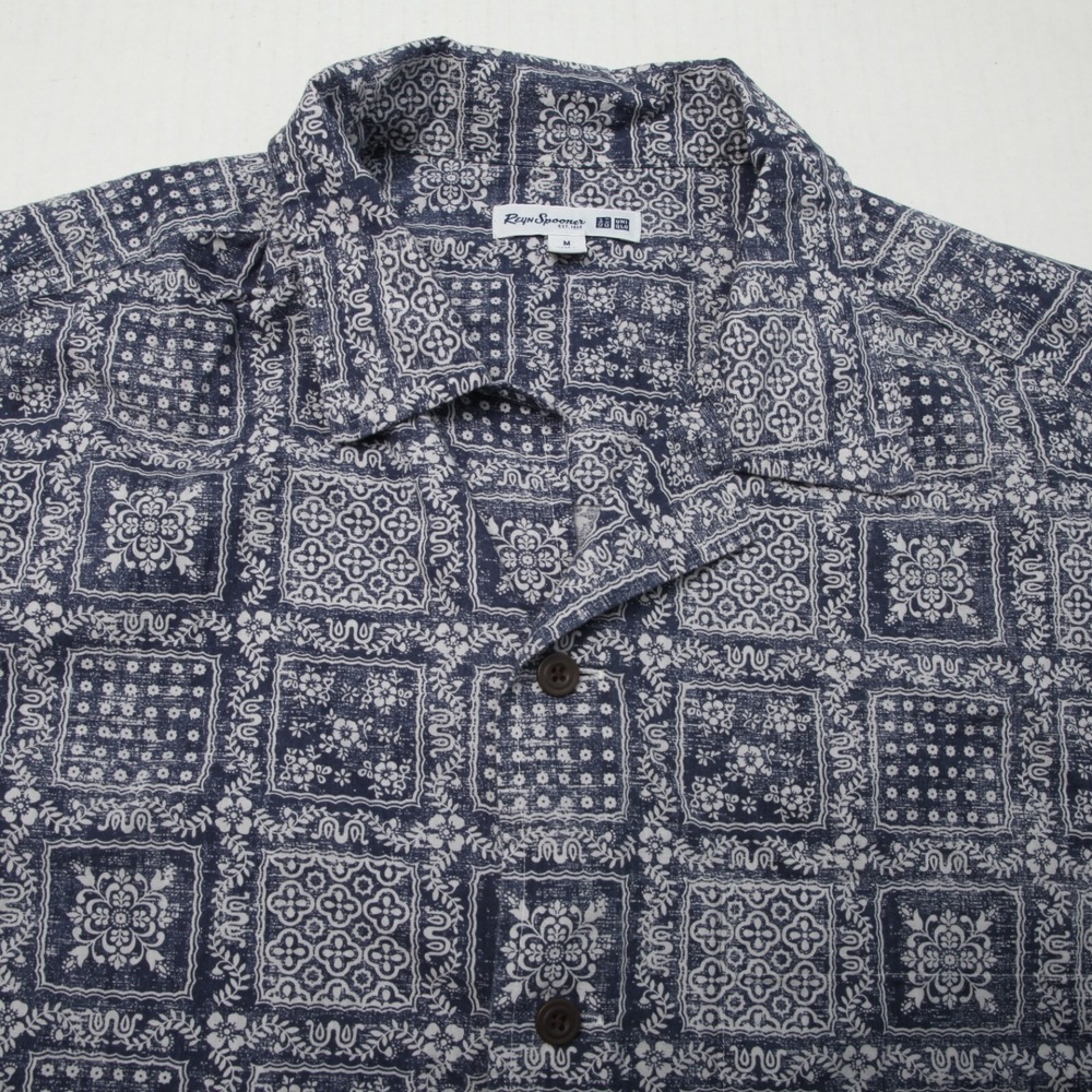 Reyn Spooner x Uniqlo Shirt Mens Medium Blue Geometric Short Sleeve